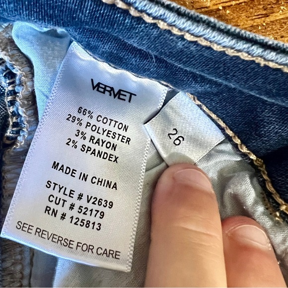 VERVET Dark Wash Classic Skinny Jeans - Size 26 - Picture 8 of 11
